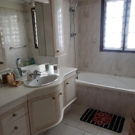 Maison Cosy Avec Cheminee בית נופש